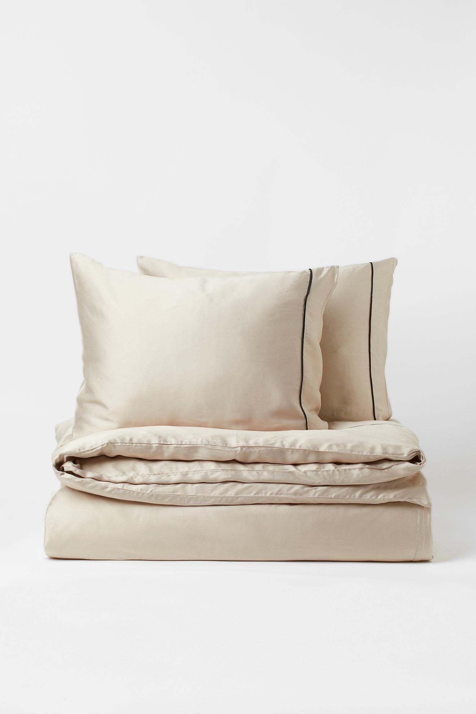 Bộ chăn ga gối | Tencel 100s | 5 món | 160x200cm, 180x200cm, 200x220cm | Vàng Viền Lé Đen | Mềm mại, Kháng khuẩn, Thấm hút | OCTOBER BEDDING