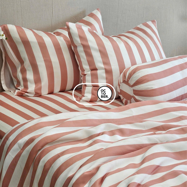 Chăn Ga Gối Họa Tiết Sọc Cam Đất & Trắng – Bộ Drap Tencel 60s Chất Liệu Mềm Mịn, Thoáng Khí